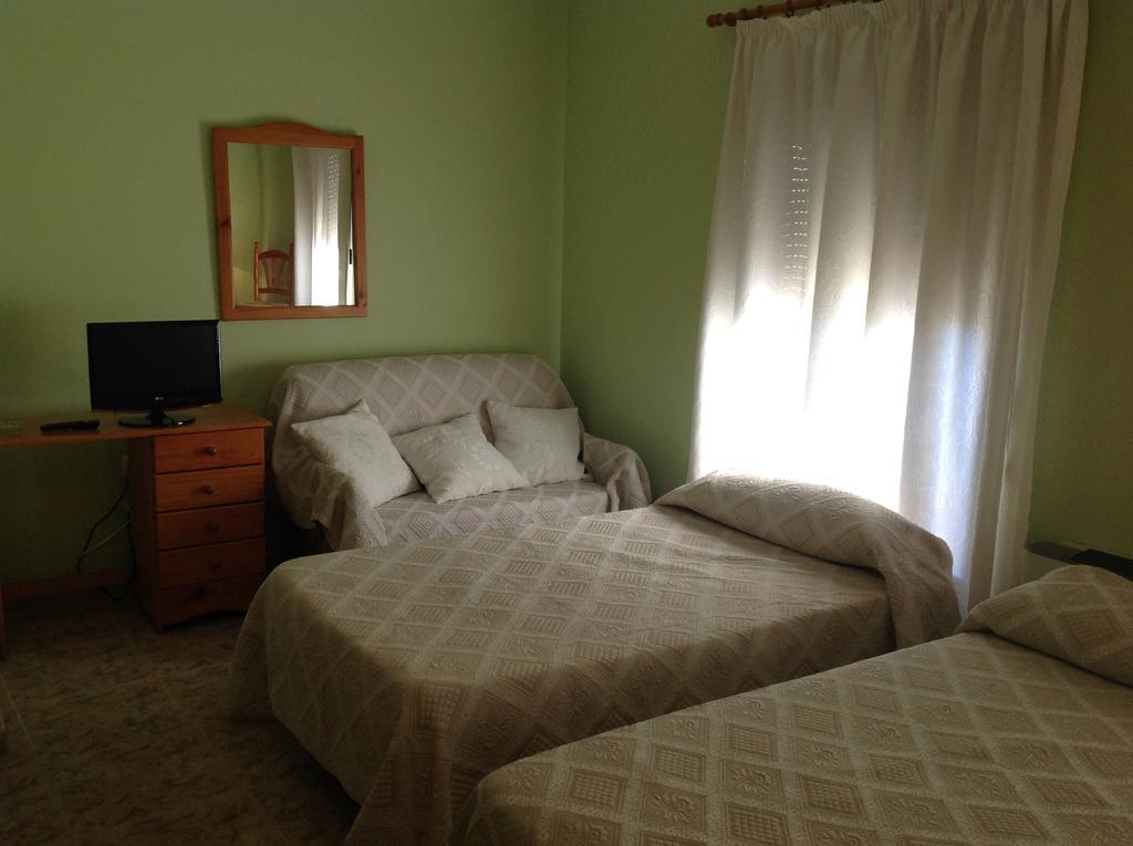 טרוחיו Hostal Julio חדר תמונה